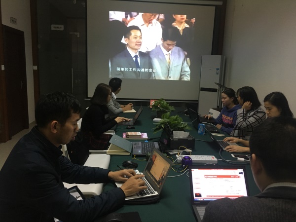 瓜瓜早课堂(128)-从《魅力口才》剖析奥巴马告别演讲 瓜瓜早课堂(128)-从《魅力口才》剖析奥巴马告别演讲