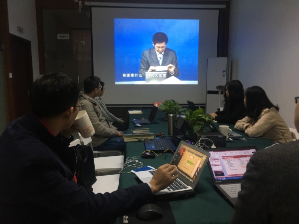 瓜瓜早课堂(129)-讲到一半地震怎么办? 瓜瓜早课堂(129)-讲到一半地震怎么办?